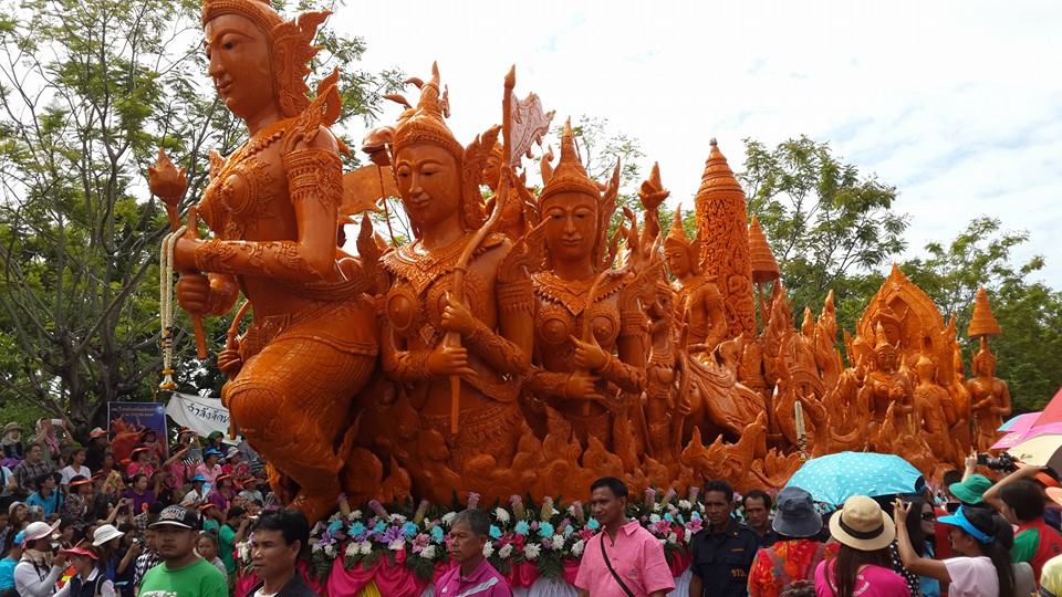 เทียนพรรษาอุบลราชธานี 2557