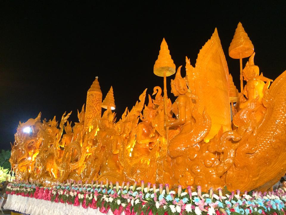 เทียนพรรษาอุบลราชธานี 2557