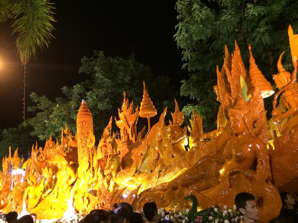 เทียนพรรษาอุบลราชธานี 2557