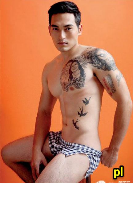 GUYS WITH TATTOOS