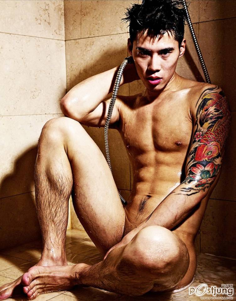 GUYS WITH TATTOOS