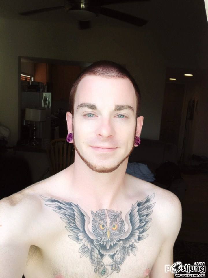 GUYS WITH TATTOOS