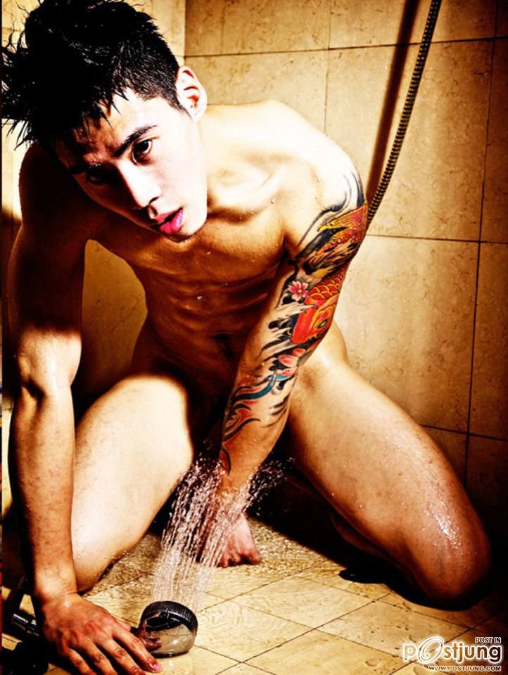GUYS WITH TATTOOS