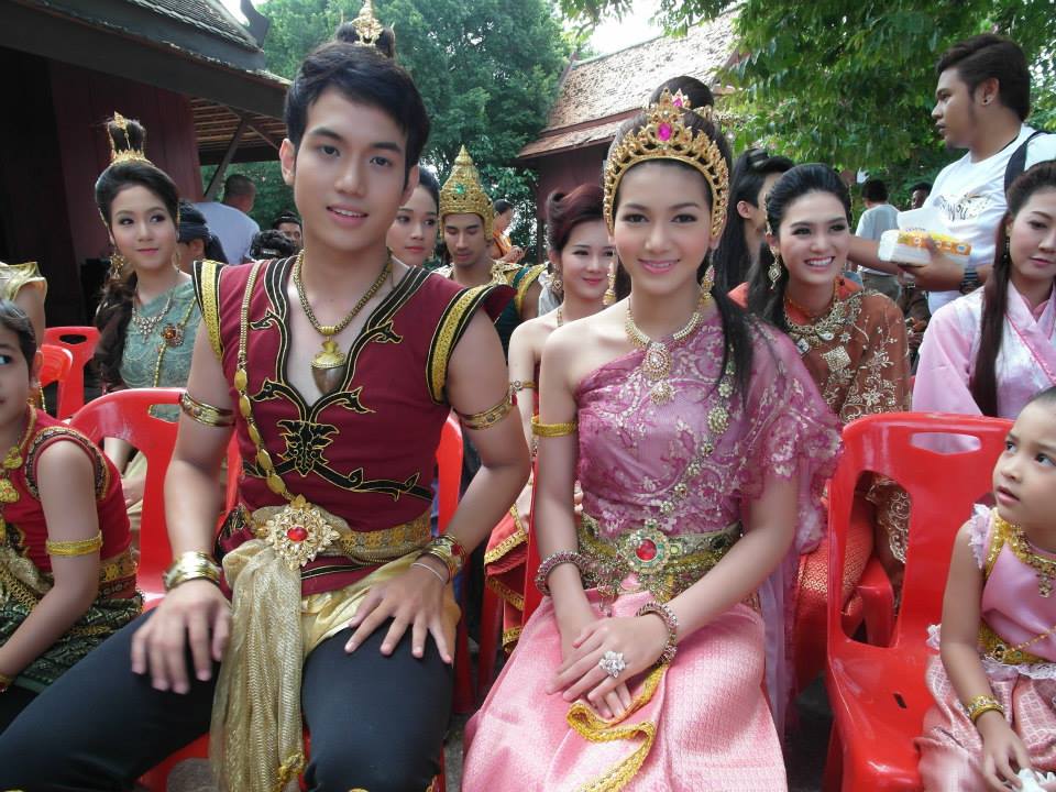 เพชร นพรัตน์ ประเสริฐสุข พระเอกหน้าใหม่ละครพื้นบ้านเรื่อง ยอพระกลิ่น