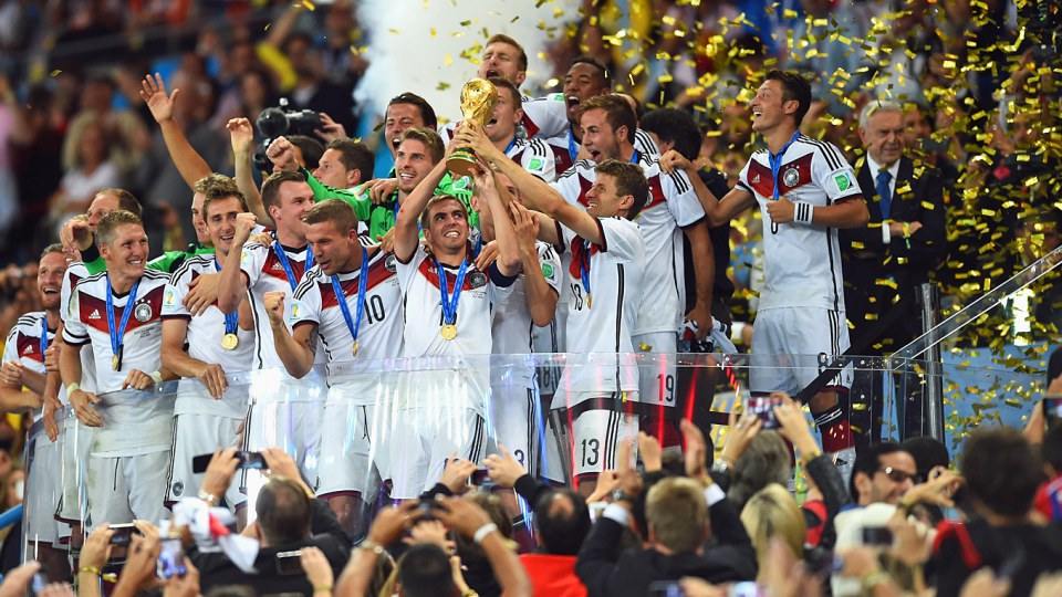 Mario G&ouml;tze  นักเตะเยอรมันที่ยิงประตู ทำให้ทีมเยอรมันคว้าแชมป์โลก