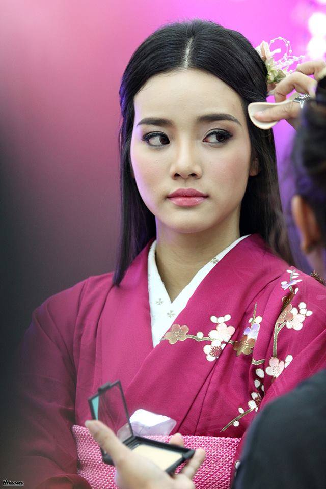 วาววา ณิชารีย์