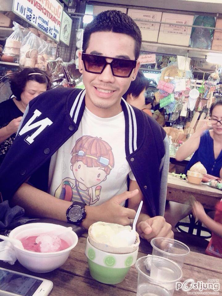 หนุ่มหล่อ Tee Jetsada