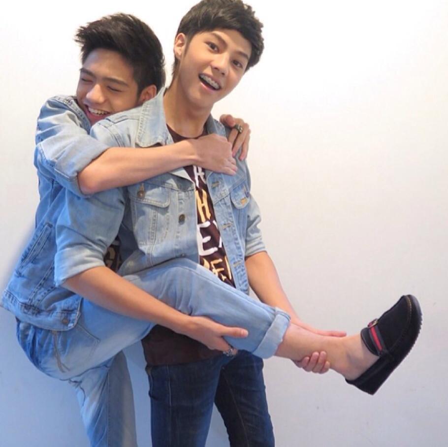 เด็ก ๆ นักเรียนวัยกำลังน่ารัก