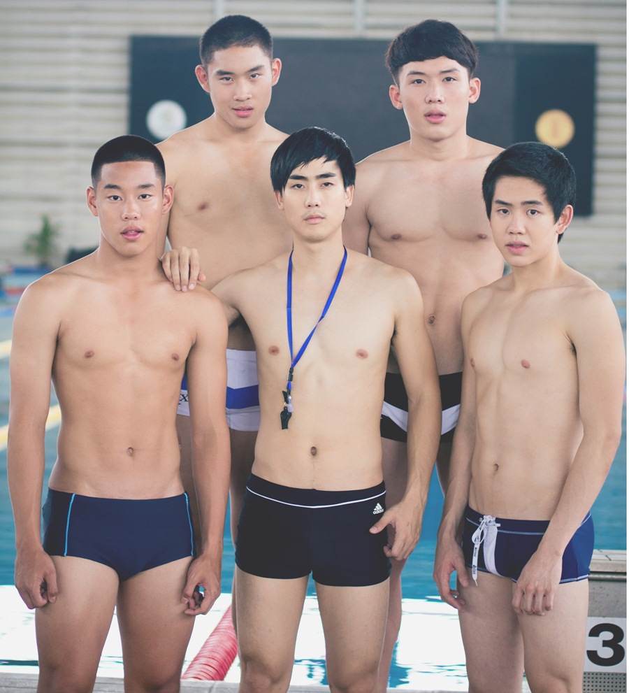 เต็มๆแซ่บๆๆ นักแสดงวัยรุ่น มัธยมกรุบกรอบ จาก Love Sick โชว์กางเกงว่ายน้ำ เป้าตุงหลายคนเลย