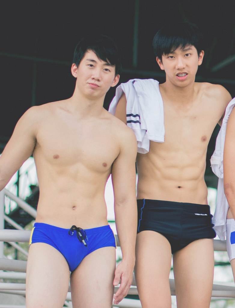 เต็มๆแซ่บๆๆ นักแสดงวัยรุ่น มัธยมกรุบกรอบ จาก Love Sick โชว์กางเกงว่ายน้ำ เป้าตุงหลายคนเลย