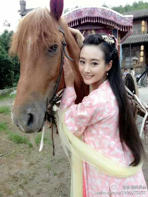 Hua Qian Gu《花千骨》2014 part33