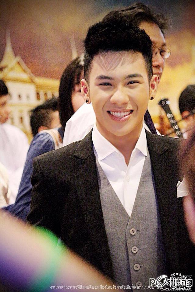 หนุ่ม Tum9 เดอะดาว ฮาน่ารักกก(หน้าใสหล่อขึ้นนะ)