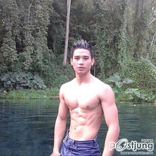 ถอดโชว์เรือนร่าง 504