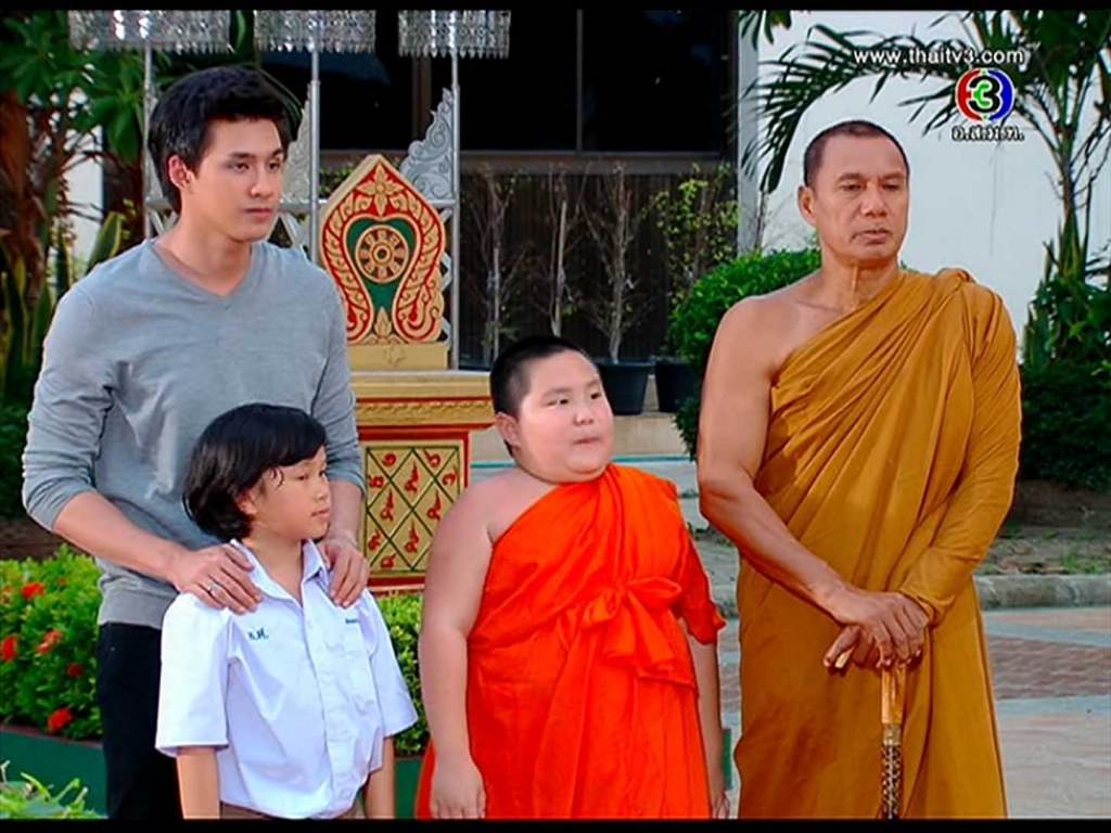 หน้าฮักมักอะ ,นักแสดงจากละครหลวงตามหาชน