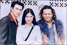 เรื่อง 2 ผู้ยิ่งใหญ่ ของวิลลี่และหอย ทางช่องสามค่ะ