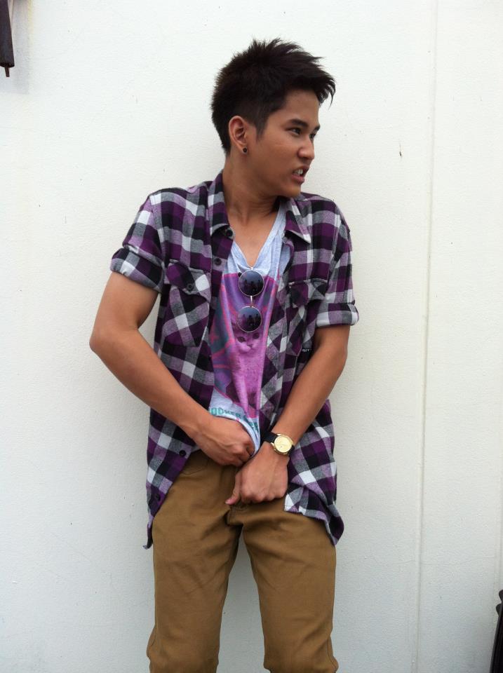 เบิ่งไปเบิ่งมาก็หน้าฮักเน๊าะ คนนี้