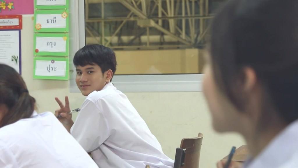 เบิ่งไปเบิ่งมาก็หน้าฮักเน๊าะ คนนี้