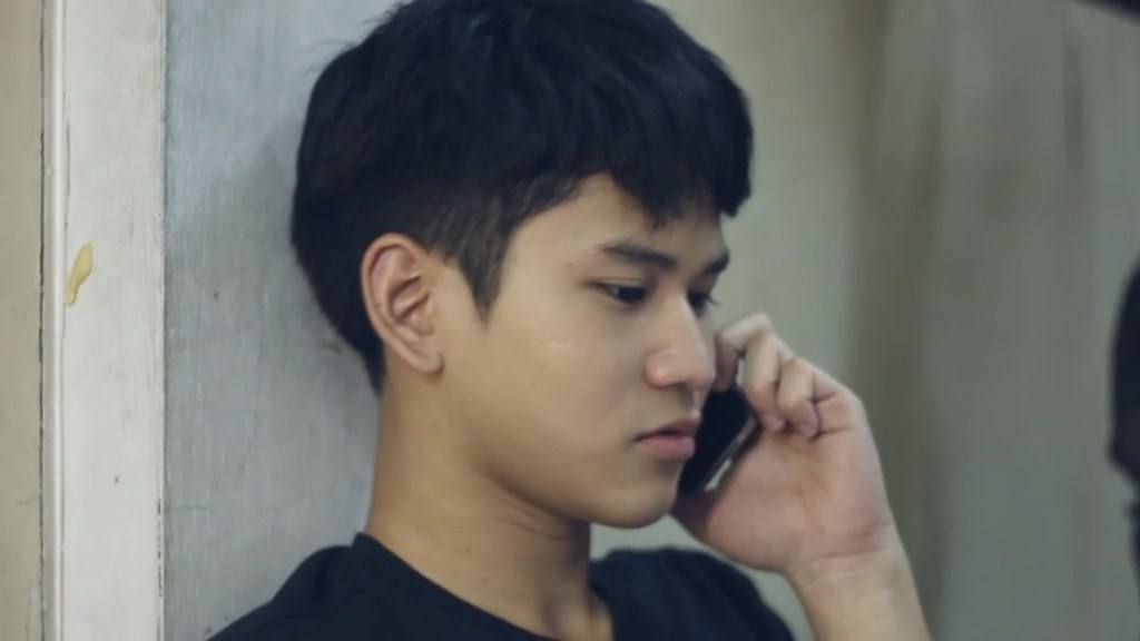 เบิ่งไปเบิ่งมาก็หน้าฮักเน๊าะ คนนี้