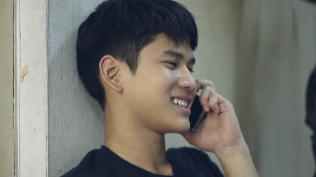 เบิ่งไปเบิ่งมาก็หน้าฮักเน๊าะ คนนี้