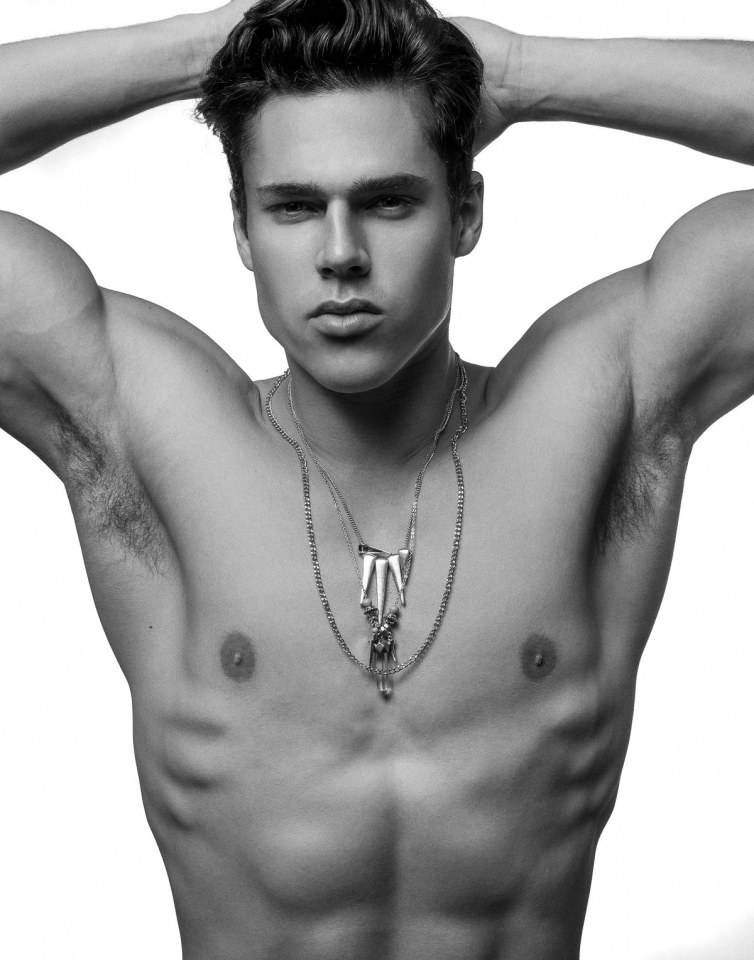 Gritt Guy 9 : Tyler Tuck by Brian Jamie