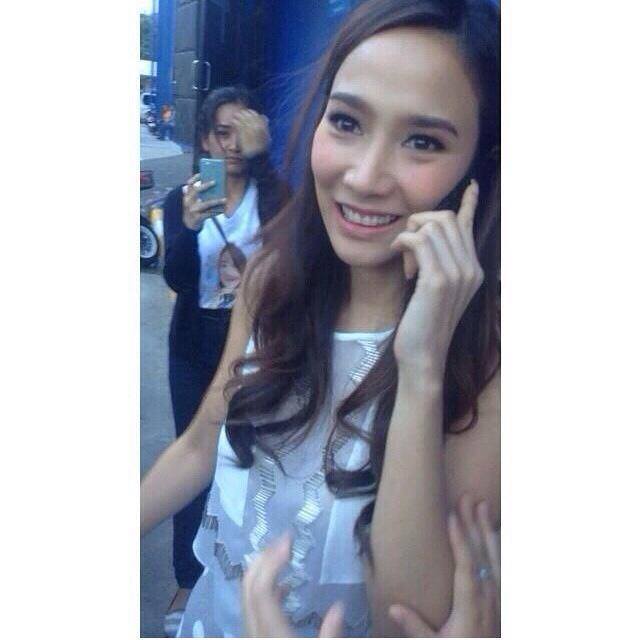 อั้ม ลุคใสๆเบาๆ ถ่ายรายการจ้อจี้!!