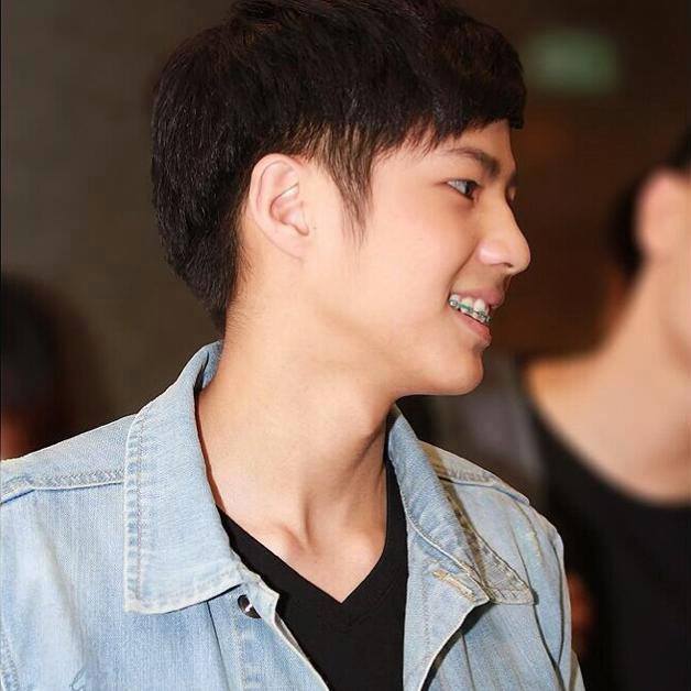 แบงค์ ธิติ มหาโยธารักษ์ . แบงค์ Hormones [0]