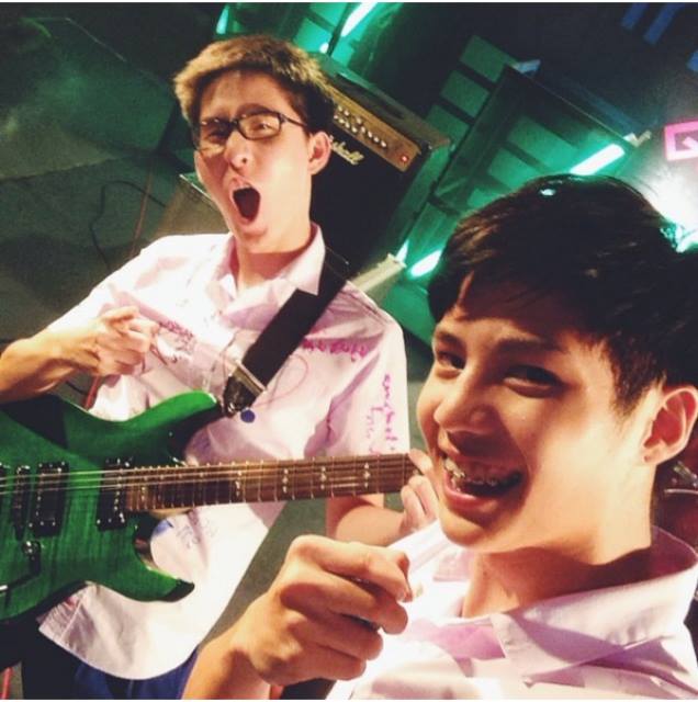 แบงค์ ธิติ มหาโยธารักษ์ . แบงค์ Hormones [0]