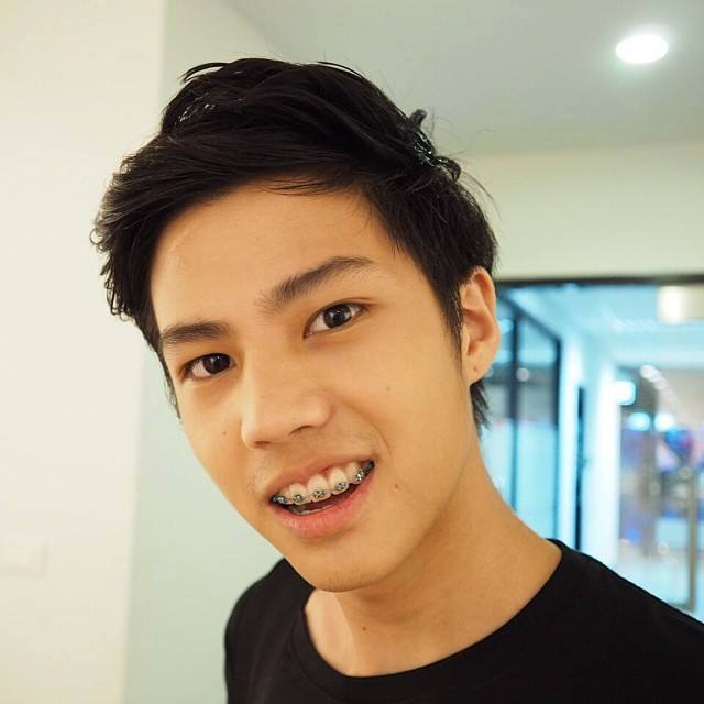 แบงค์ ธิติ มหาโยธารักษ์ . แบงค์ Hormones [0]
