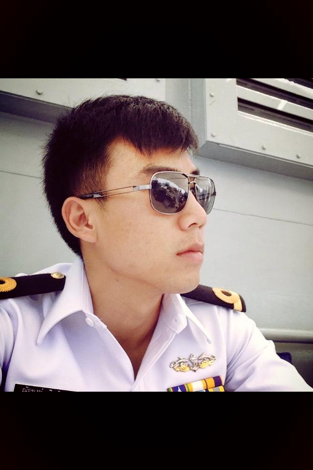 หนุ่มไฉไล  @บารวี  208