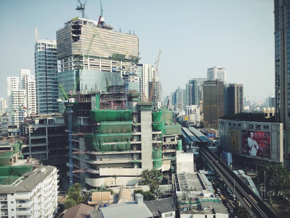 ใกล้เสร็จ!!! ศูนย์การค้าระดับโลก “EmQuartier” ห้างหรูสุดไฮเอนด์ย่านสุขุมวิท