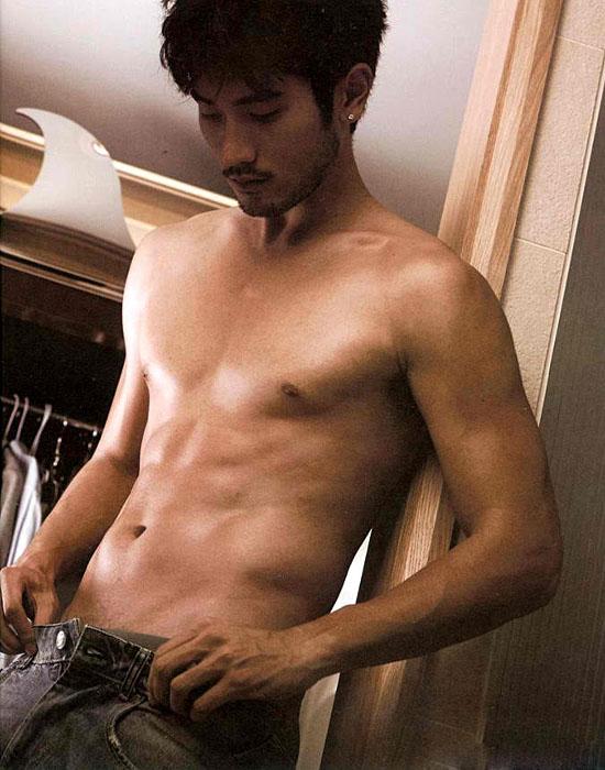 พ่อหนุ่ม Godfrey ตุงใช้ได้เลยนะคะ