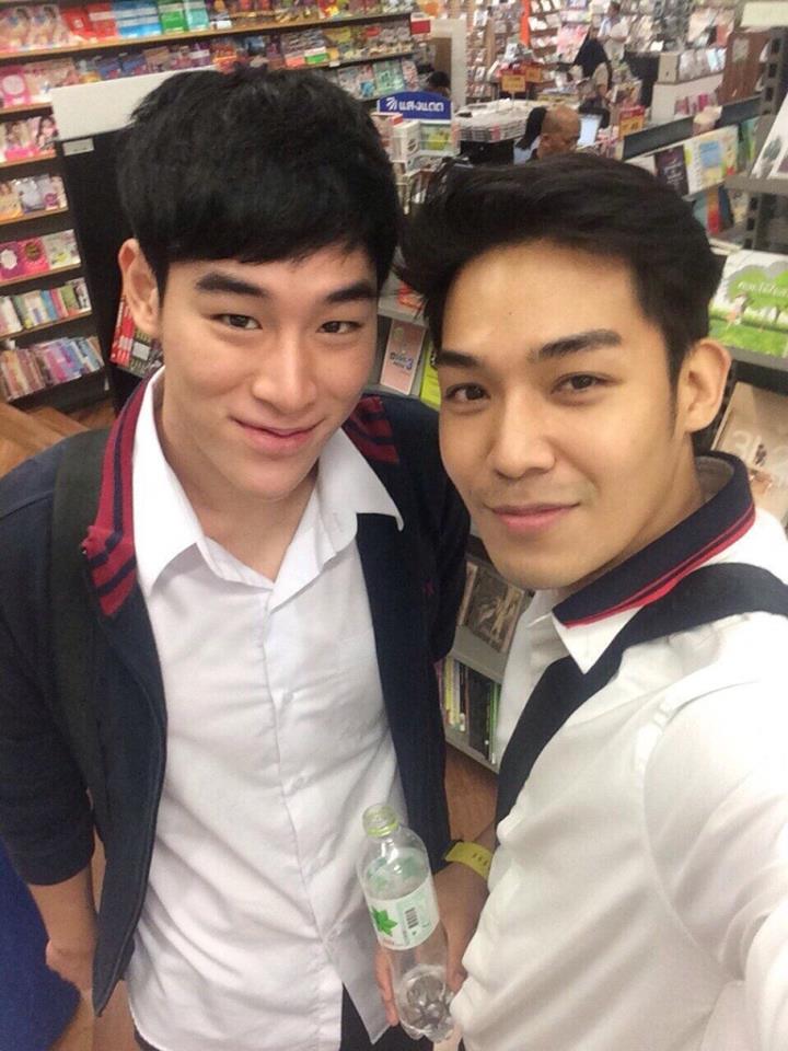 3 หนุ่ม “ป๊อบ-กันต์-เทน” โชว์สปิริตจูบจริง ในหนังสั้น “รักจริงปิ๊งเก้อ” “Secret Love รัก ลับ หลัง”