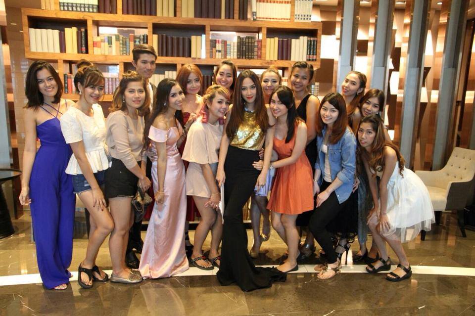 เบื้องหลัง ละคร พราว!! กับซุปเปอร์สตาร์เบอร์ 1