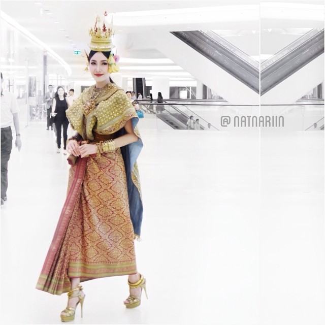 นุ่น-วรนุช  งาน "โขนพระราชทาน ศาสตร์และศิลป์ แผ่นดินไทย" เซ็นทรัลเอ็มบาสซี่