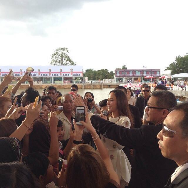 อั้ม พัชราภา งานเปิดตัวตลาดน้ำหาดใหญ่!!