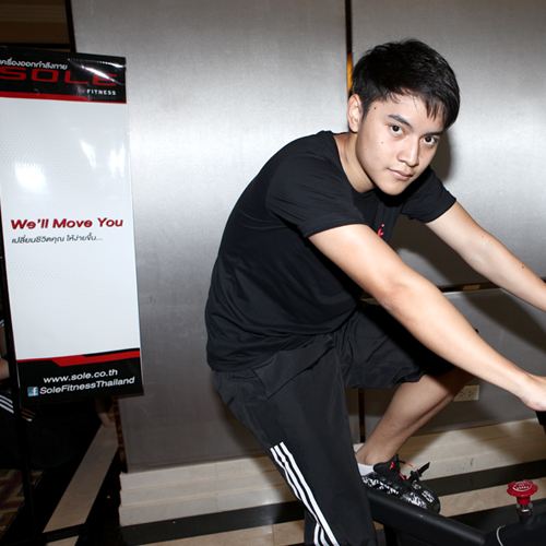 หนุ่มๆMen'sHealth 2014 เลือกใครดีอ่ะ?
