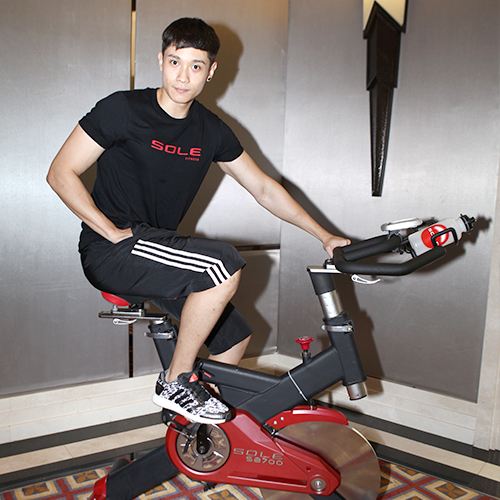 หนุ่มๆMen'sHealth 2014 เลือกใครดีอ่ะ?