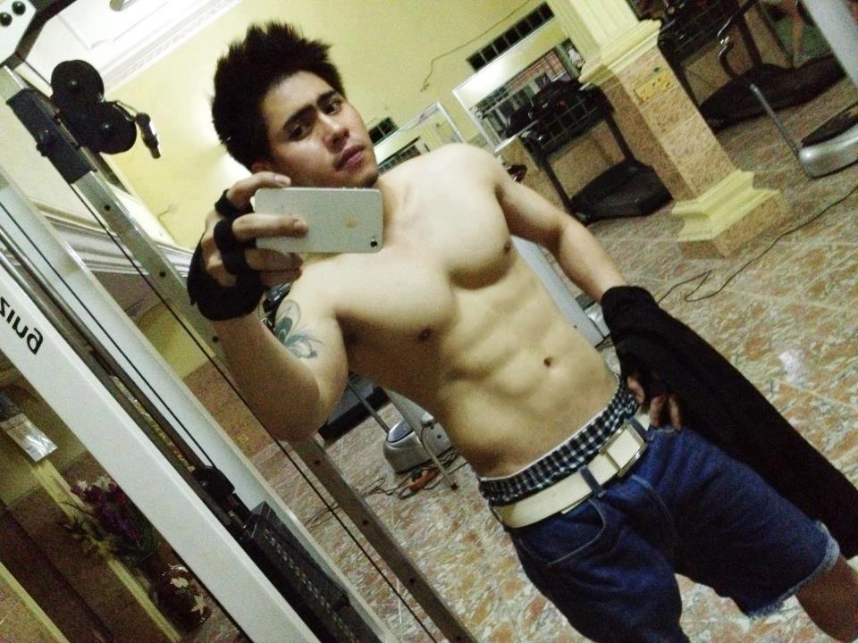 หล่อๆ รวมๆ @บารวี 236