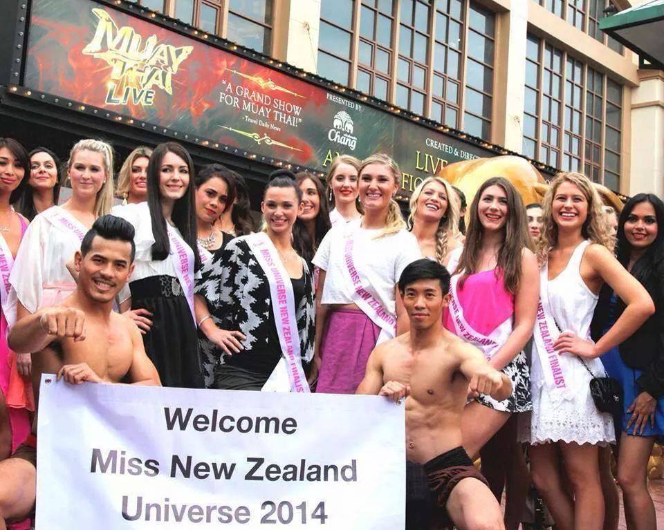 ผู้เข้าประกวด Miss Universe New Zealand 2014 เดินทางมาเก็บตัวที่ประเทศไทย
