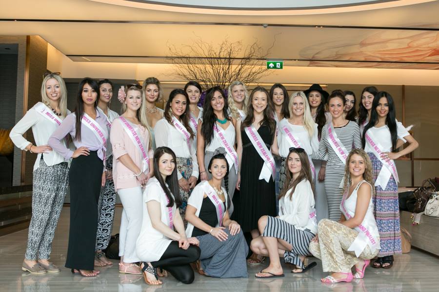 ผู้เข้าประกวด Miss Universe New Zealand 2014 เดินทางมาเก็บตัวที่ประเทศไทย