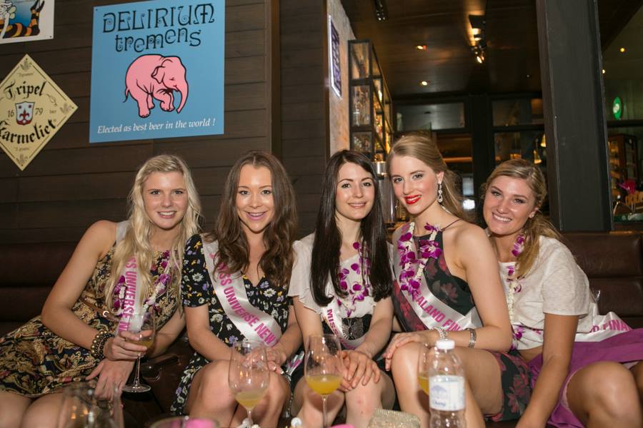 ผู้เข้าประกวด Miss Universe New Zealand 2014 เดินทางมาเก็บตัวที่ประเทศไทย