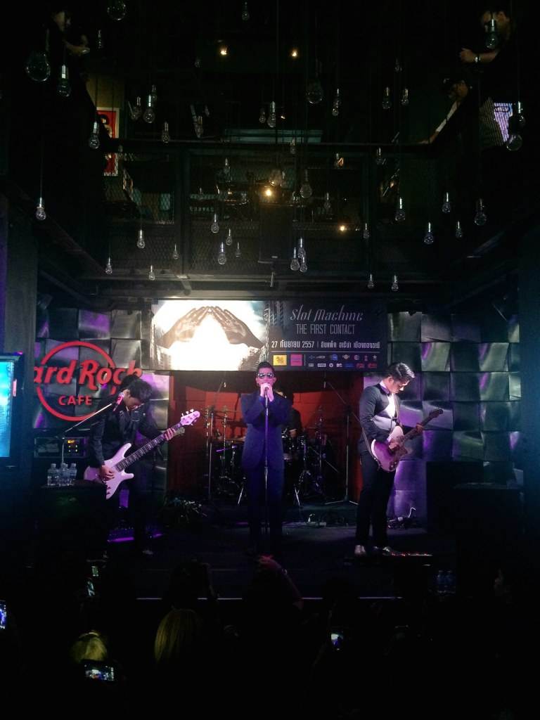 รวมรูปสุดเจ๋ง ของ Slot Machine ในงานแถลงข่าวคอนเสิร์ต THE FIRST CONTACT