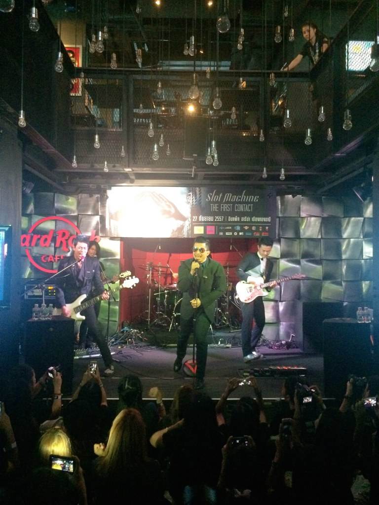 รวมรูปสุดเจ๋ง ของ Slot Machine ในงานแถลงข่าวคอนเสิร์ต THE FIRST CONTACT