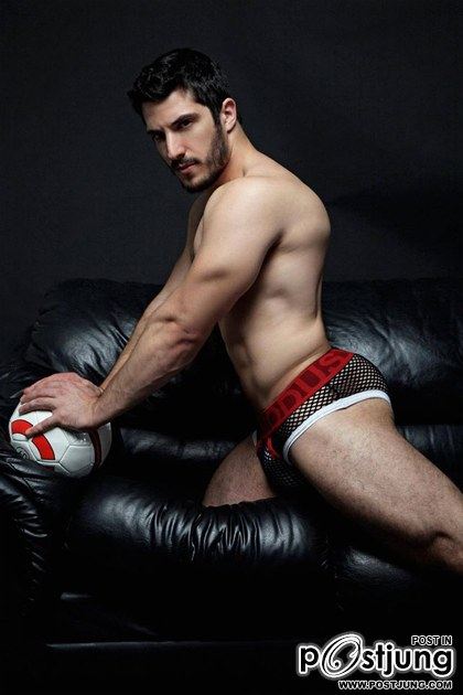 Vagelis Valeodis for Modus Vivendi