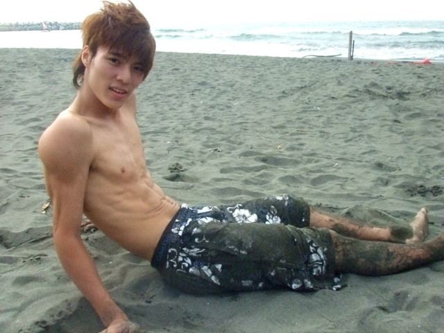ตี๋ใสๆ น่ารักอ่ะ