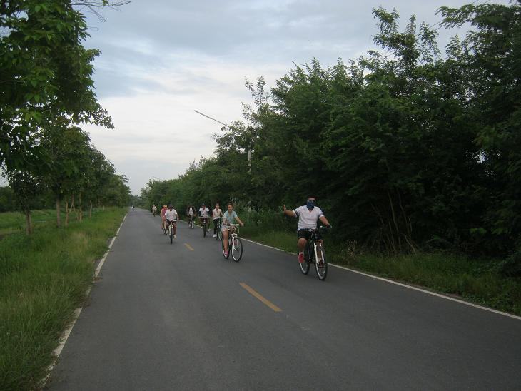 ชมรมจักรยานสามชุก100ปี สุพรรณบุรี