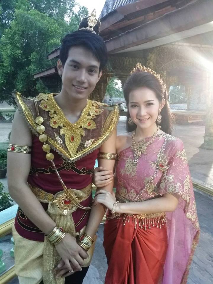 เพชร นพรัตน์ พระเอกยอพระกลิ่น