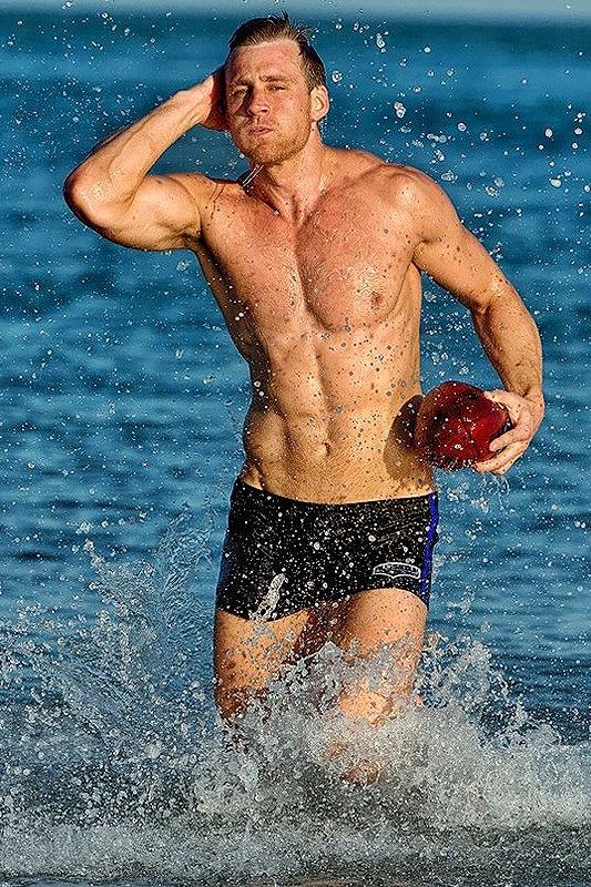 eros men 14