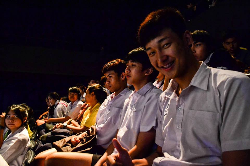 ที่นี่ ความฝันงดงาม และ เป็นจริง By : BU Theatre Company