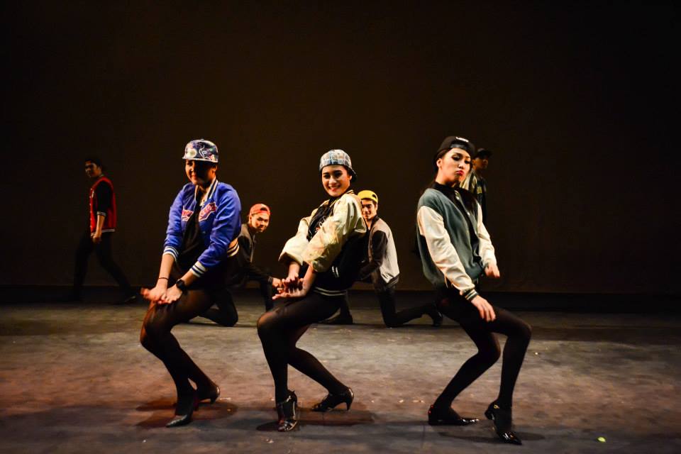 ที่นี่ ความฝันงดงาม และ เป็นจริง By : BU Theatre Company